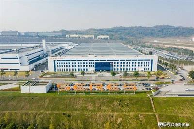 華為鴻蒙智能座艙、續航超1100公里 AITO問界M5正式開啟交付